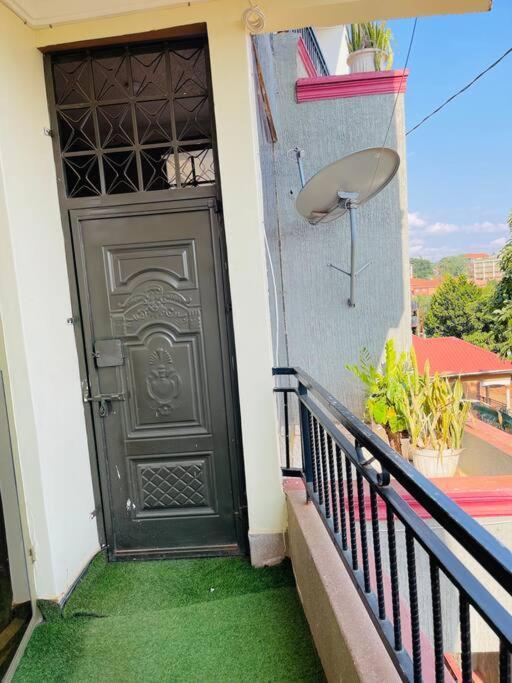 Renex Homes Namugongo 외부 사진
